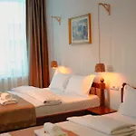 Hotel Bark - Brasov