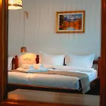 Hotel Bark -