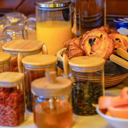 Bark - Hotel Braşov